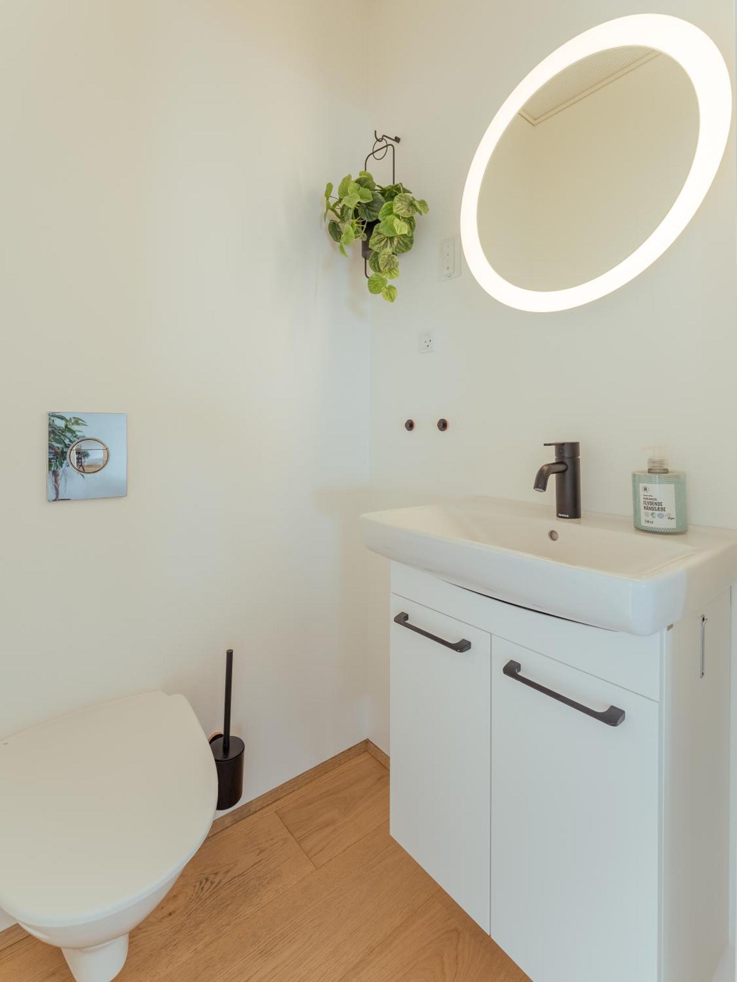 New Three Bedroom Townhouses With Sea View Tórshavn Exterior foto